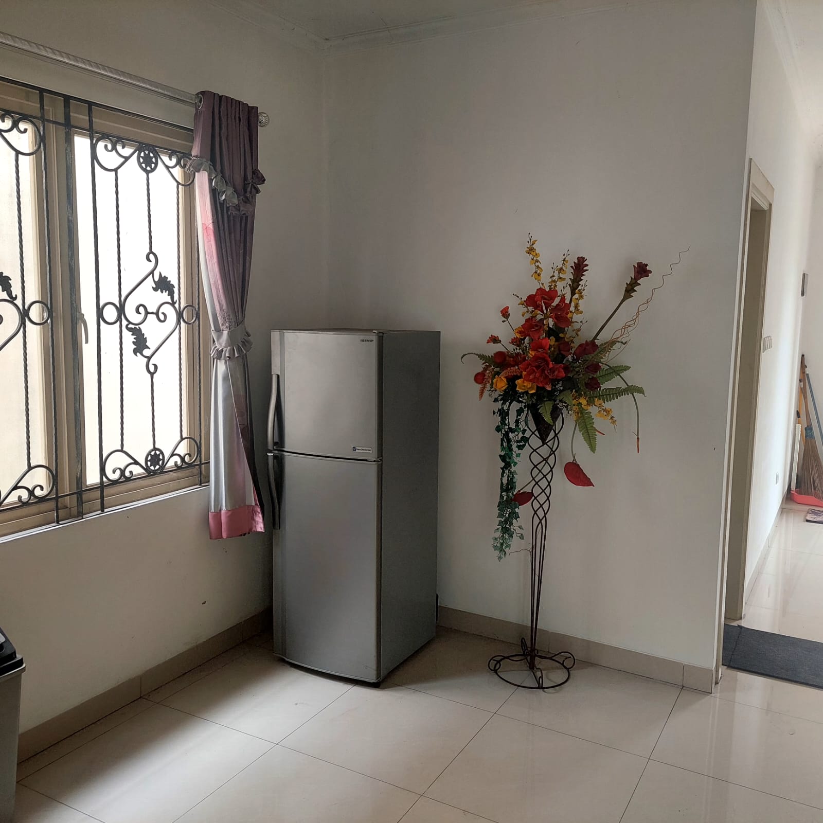 Rumah Disewakan Full Furnished di Lippo Cikarang